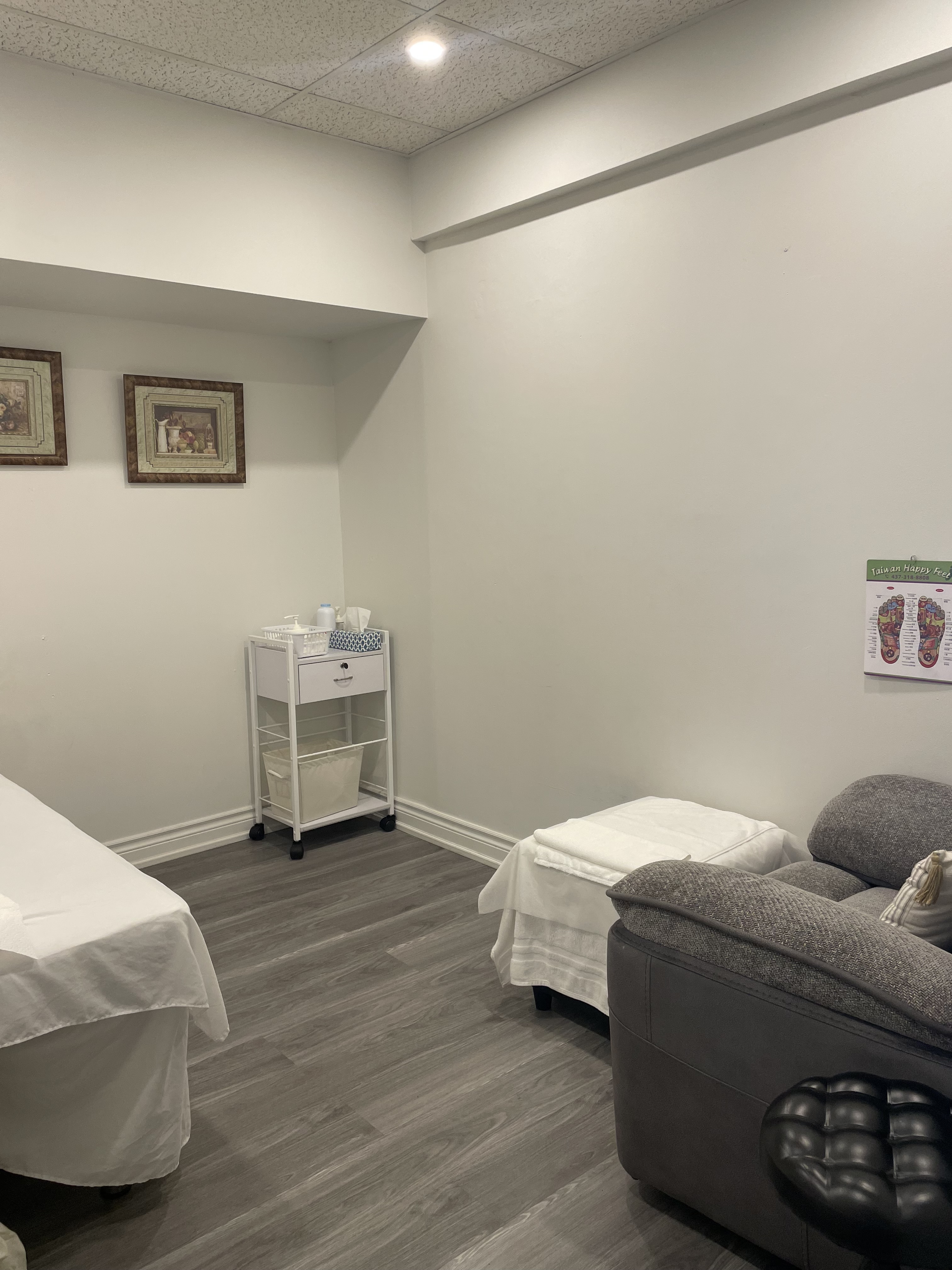Foot reflexology area